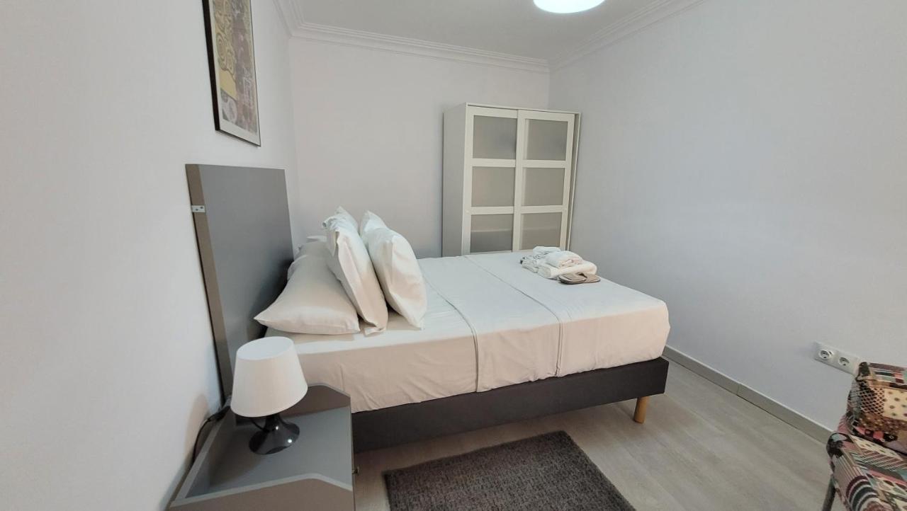 Apartaments B O D Collblanc L'Hospitalet de Llobregat Exterior foto